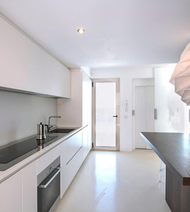 Resa estates villa skyhigh for rent moder luxury kitchen 4.jpg